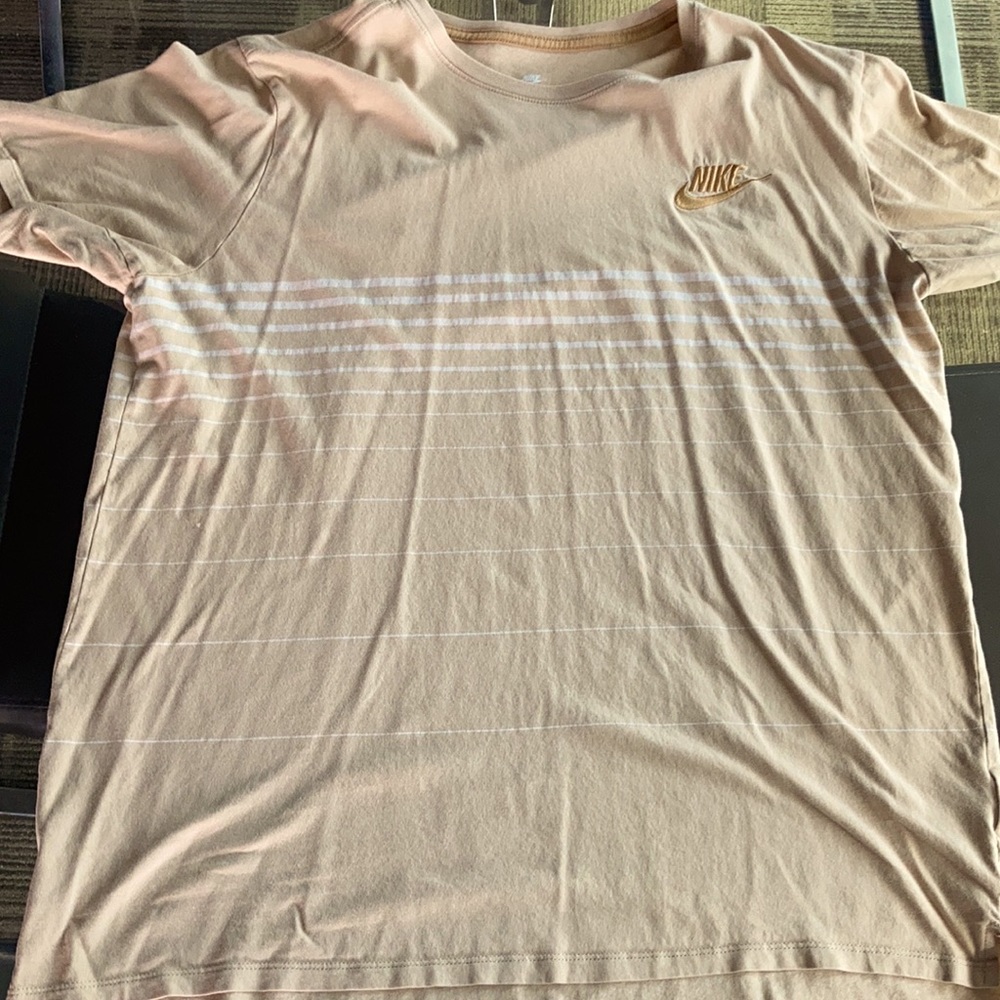 Nike large tan tee shirt